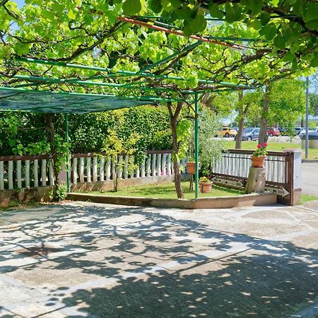 Apartman Darja Umag Luaran gambar